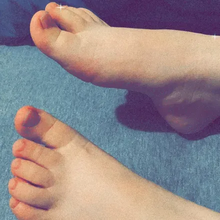 OnlyFans cuenta teasyfeety avatar 1
