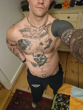 OnlyFans cuenta queertradieslvt avatar 1