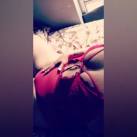 OnlyFans cuenta ivettemarie header 2