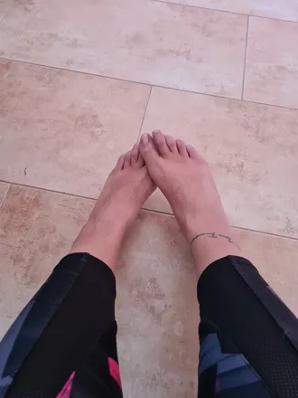 OnlyFans cuenta sexyfootspain header 2