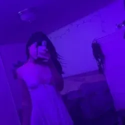 OnlyFans cuenta emilylovexxxxx avatar 1