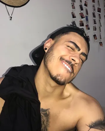 OnlyFans cuenta tomchinchio.l header 2