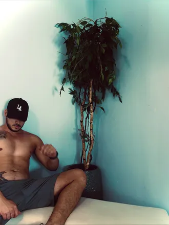 OnlyFans cuenta hi_070 header 2