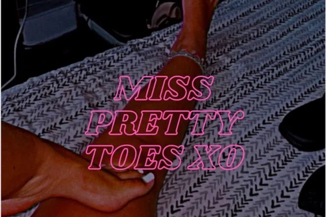 OnlyFans cuenta missprettytoesxo header 2