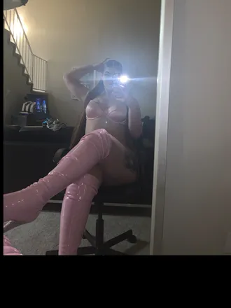 OnlyFans cuenta bharlenabharbie header 2