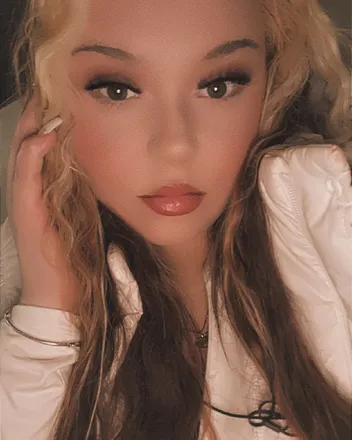 OnlyFans cuenta toxiccharmofficial avatar 1
