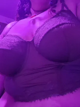 OnlyFans cuenta curlyesmee avatar 1