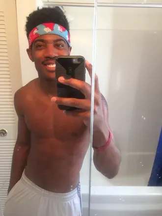 OnlyFans cuenta love_brown1021 avatar 1