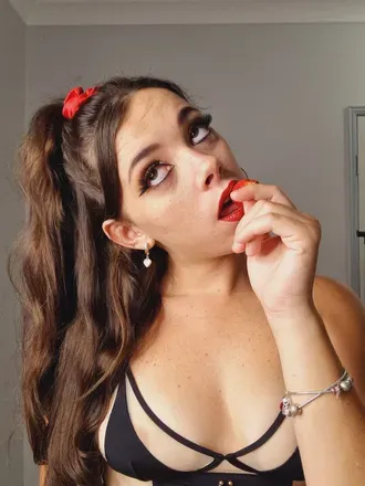 OnlyFans cuenta brunette_baddie99 header 2