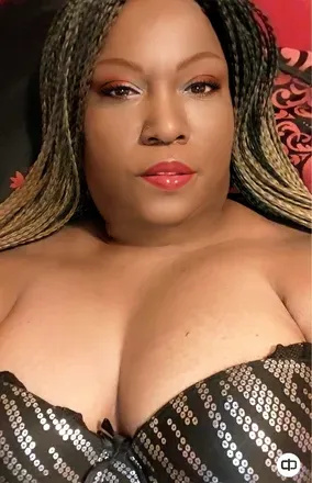 OnlyFans cuenta cougar_sunshine header 2