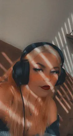 OnlyFans account  bubblebabe101 avatar 1