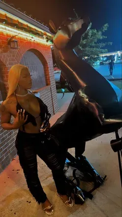 OnlyFans cuenta monaetheestallion avatar 1