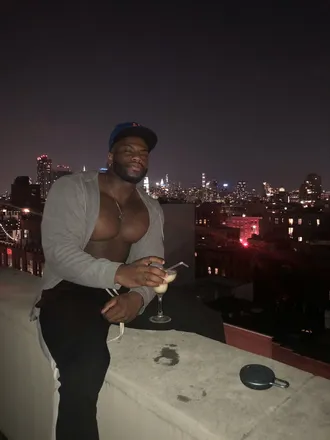 OnlyFans account  papi_swolsta header 2