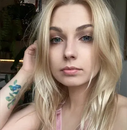 OnlyFans cuenta ladymelpomena avatar 1