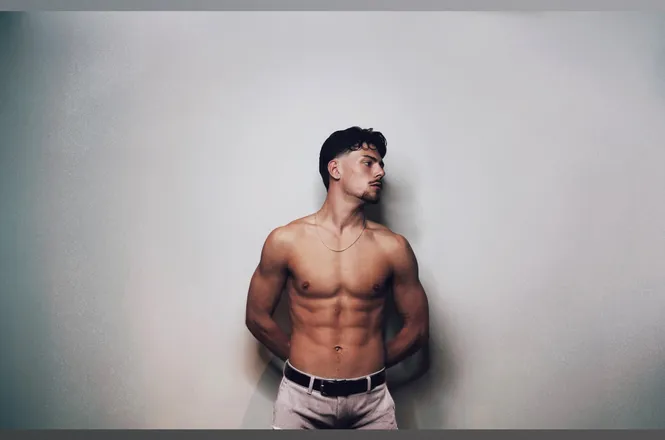 OnlyFans cuenta valentinodeluca header 2