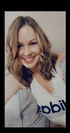 OnlyFans cuenta khloesweets header 2