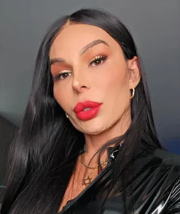 OnlyFans account  thalyacyclone avatar 1