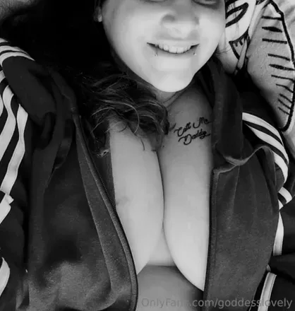 OnlyFans cuenta goddesslovelyfreepage avatar 1
