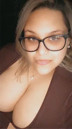 OnlyFans account  feferobles header 2