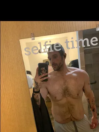 OnlyFans cuenta mbsowards12 header 2