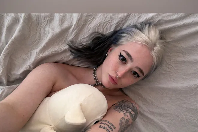 OnlyFans cuenta m0shpitmifree header 2