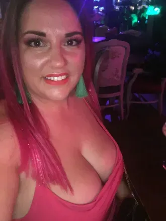OnlyFans cuenta hot.wife avatar 1