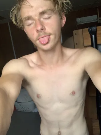 OnlyFans cuenta johnnyboy261746 header 2