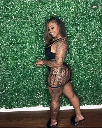 OnlyFans account  toldbyshy avatar 1