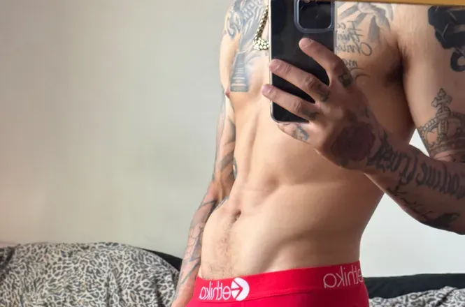 OnlyFans account  realasmooth header 2