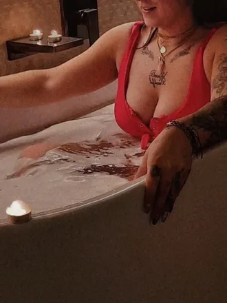 OnlyFans cuenta chloeburg header 2