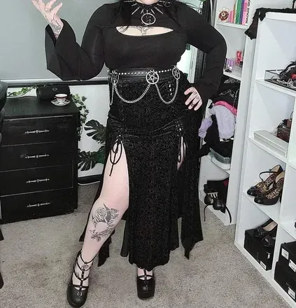 OnlyFans account  feetfiles.domina avatar 1