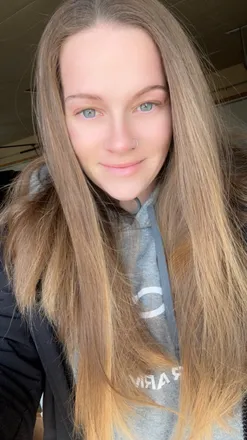 OnlyFans account  karebear24 header 2