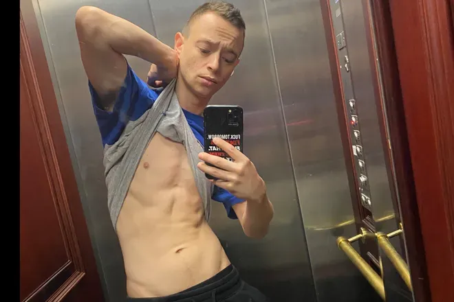 OnlyFans cuenta nikkinuttz96 header 2