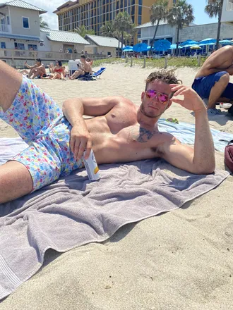 OnlyFans cuenta simplypete header 2