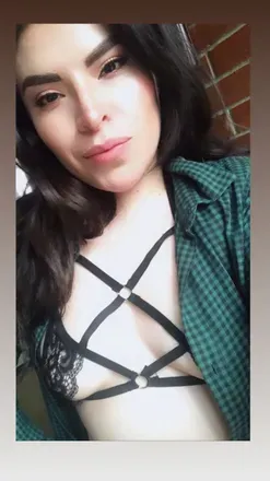OnlyFans cuenta reginaromi avatar 1