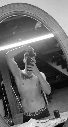 OnlyFans account  xdrew avatar 1