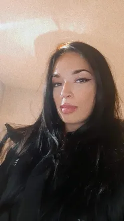 OnlyFans cuenta kikapika header 2