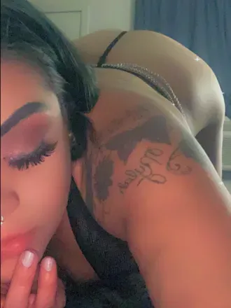 OnlyFans account  your_soul_iz_minez avatar 1