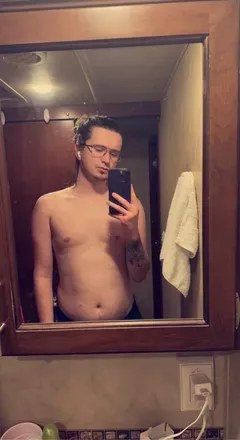 OnlyFans cuenta shyboybttm avatar 1