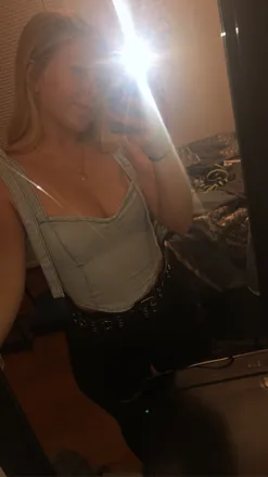 OnlyFans cuenta steeleinhearts header 2
