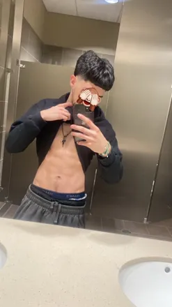 OnlyFans cuenta thickdikn0 header 2