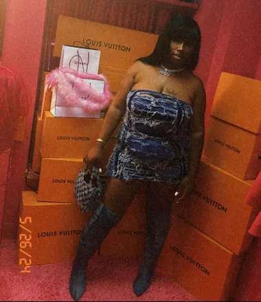 OnlyFans cuenta sexyysavage header 2