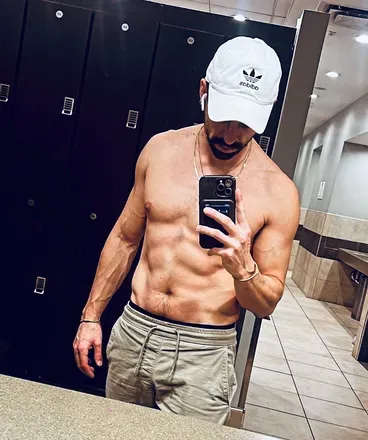 OnlyFans cuenta nikolailukas avatar 1