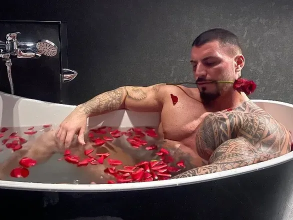 OnlyFans cuenta bullsneco header 2