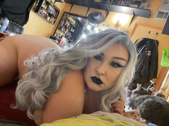 OnlyFans cuenta twistednightmare header 2