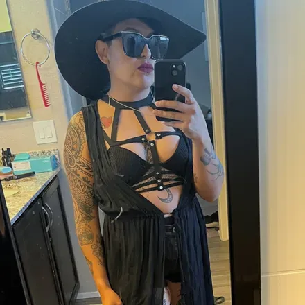OnlyFans account  devi_devi_devi avatar 1