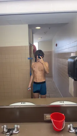 OnlyFans cuenta drthirdleg header 2