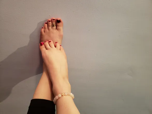 OnlyFans cuenta barefoot_bunnie22 header 2