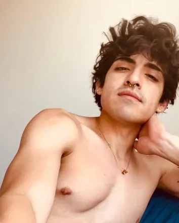 OnlyFans cuenta urmansmilknme avatar 1
