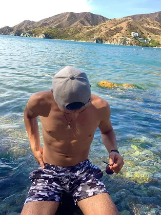 OnlyFans cuenta bastian_garin header 2